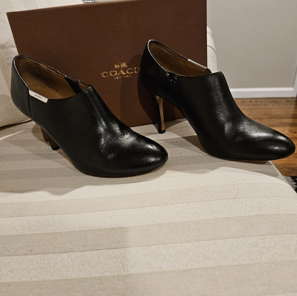 Coach booties - Picture 2 of 5